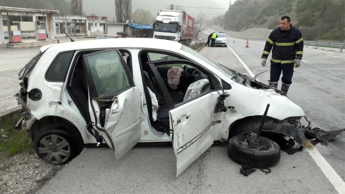 Zonguldak\'ta Araç Takla Attı: 4 Yaralı