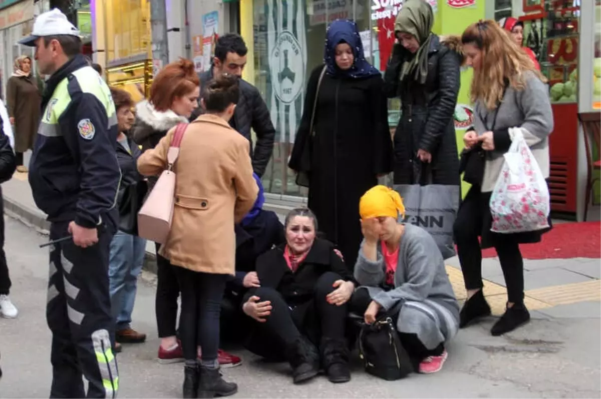 Acılar İçinde Ambulans Bekledi