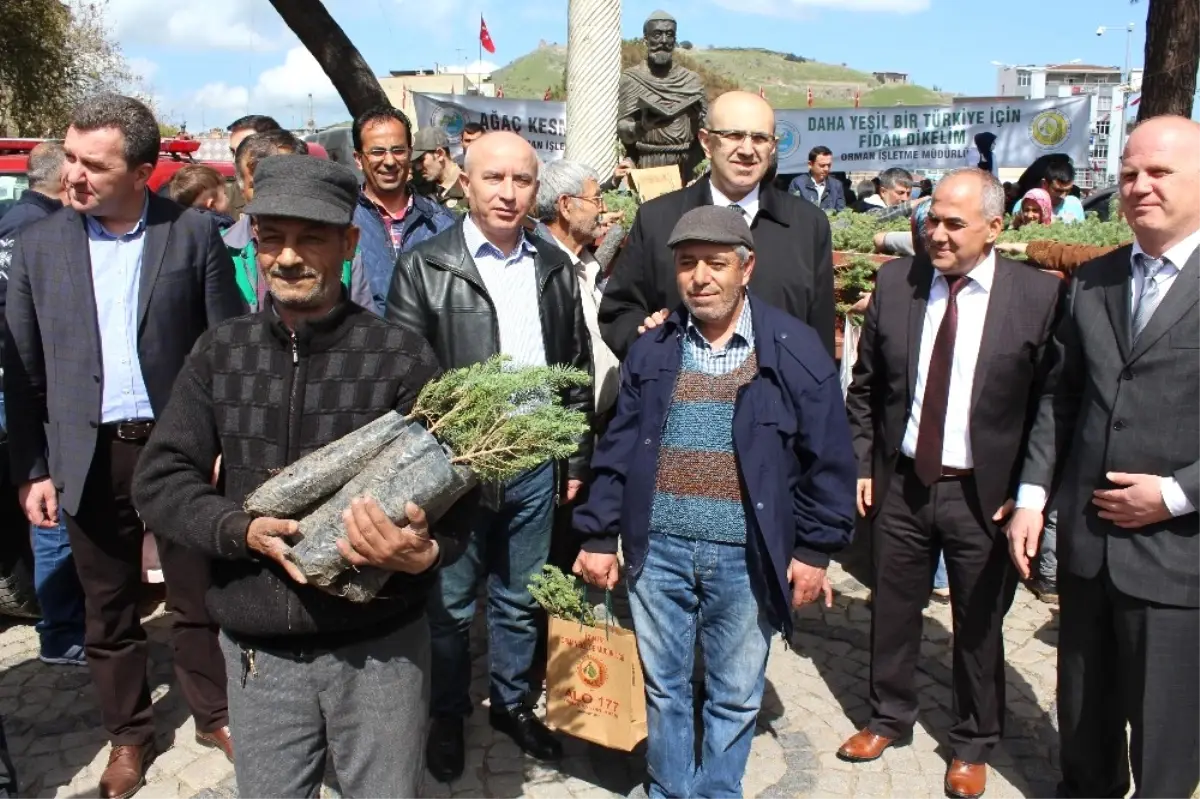 Bergama\'da Şehitlerimiz İçin Anlamlı Etkinlik