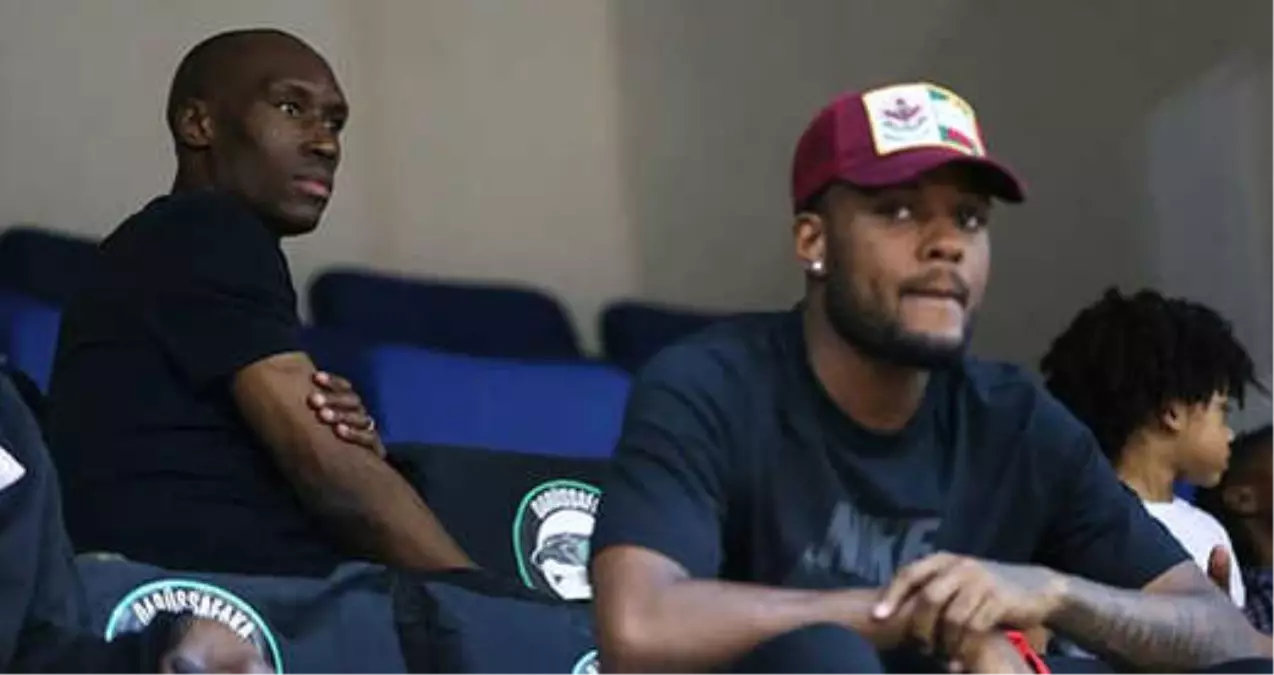 Beşiktaş\'ın Genç Yıldızı Cyle Larin Forma Giymek İstiyor