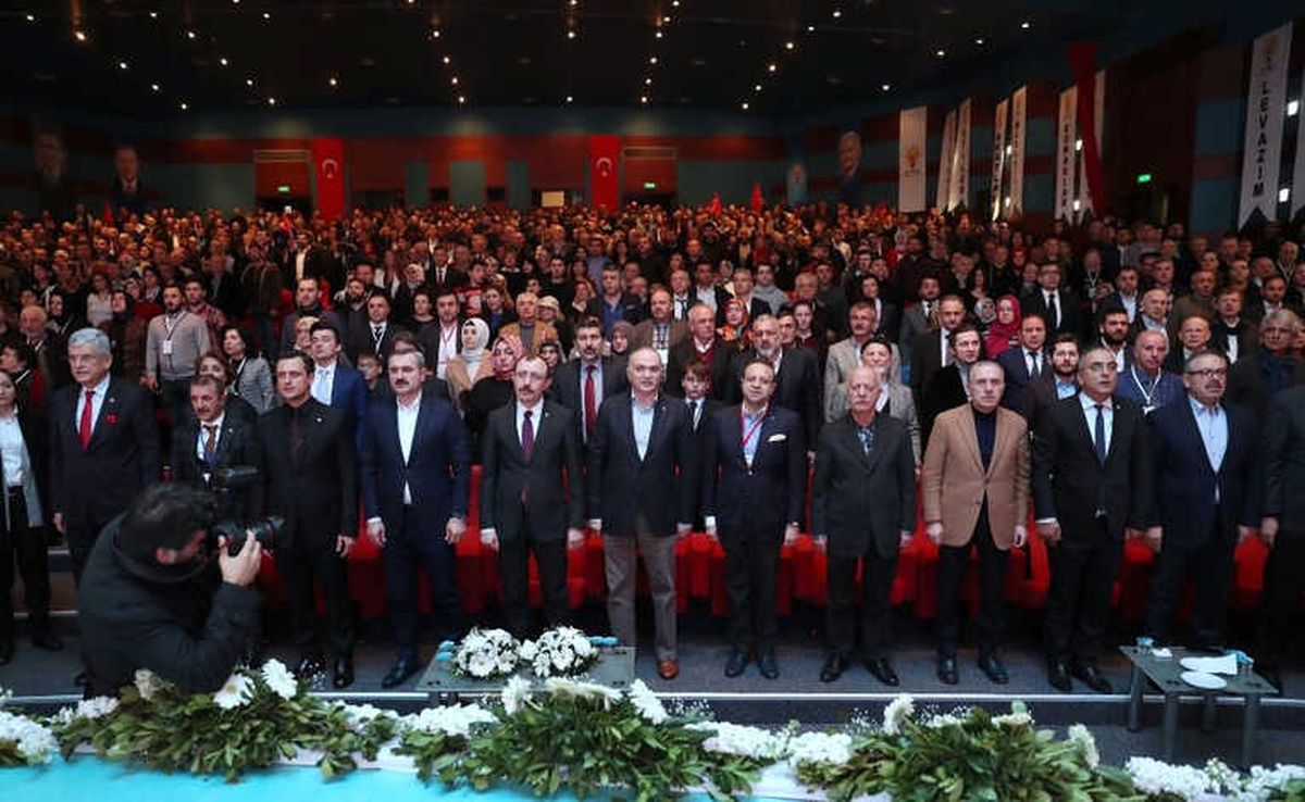 Bakan Özlü: "Türkiye Yurt Dışında Sadece Güvenlik Alanında Operasyon Yapmıyor"