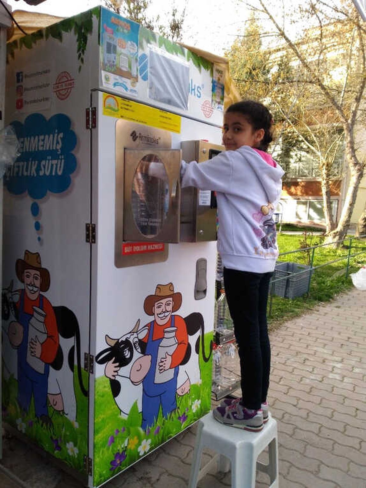 Bu Otomattan Süt Almak Çocuk Oyuncağı