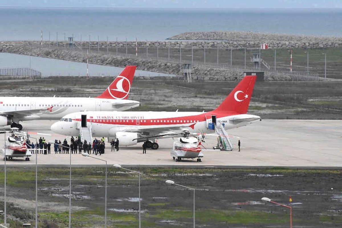 Cumhurbaşkanlığı Uçağı Ordu\'ya İniş Yaptı