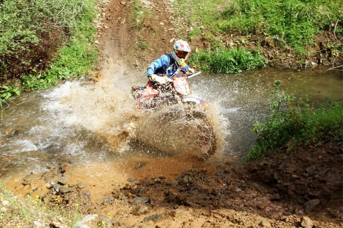 Enduro ve Atv Şampiyonası Nefesleri Kesti