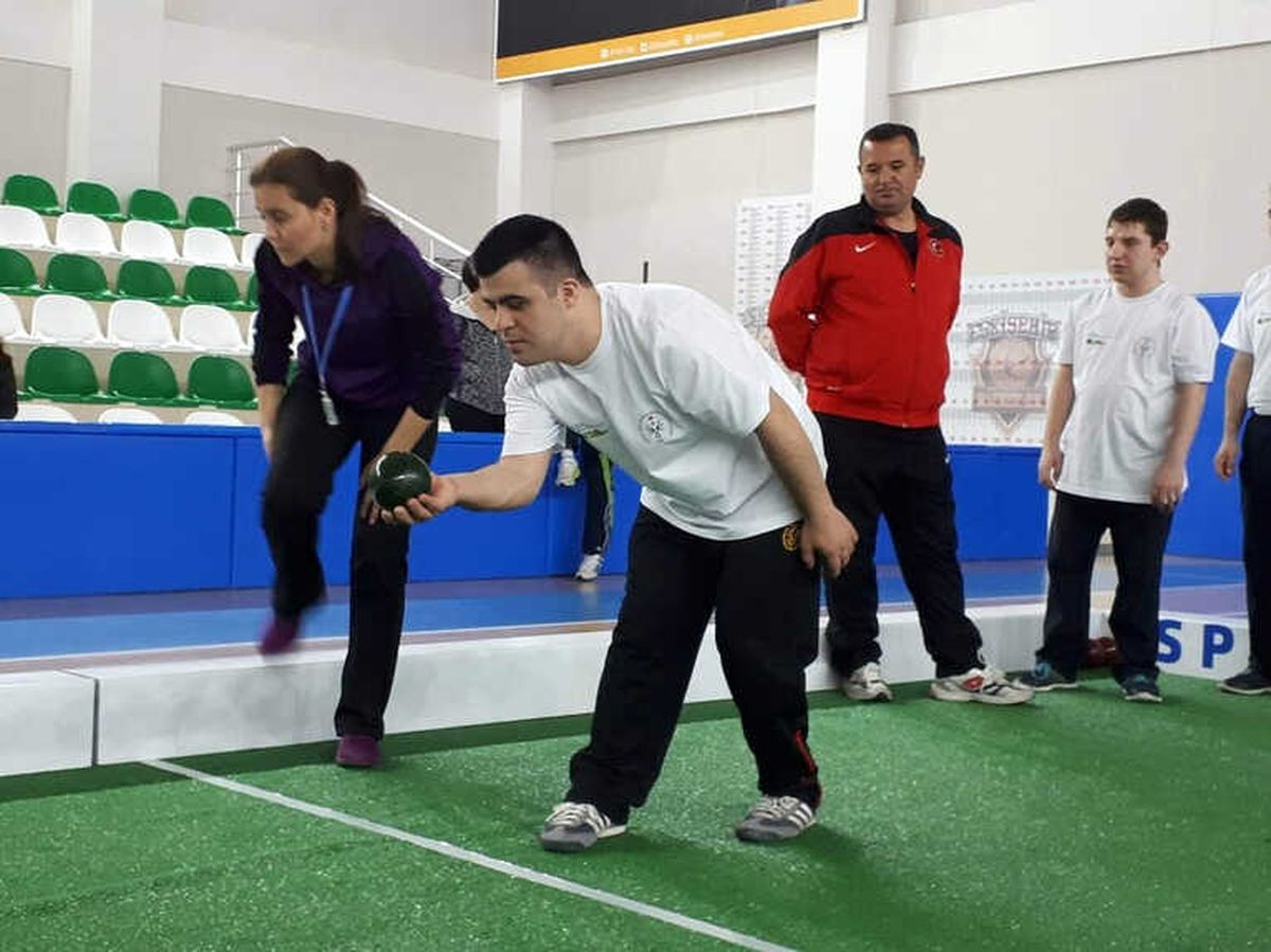 Engelli Bireyler \'Bocce Turnuvası\'nda Yarıştı