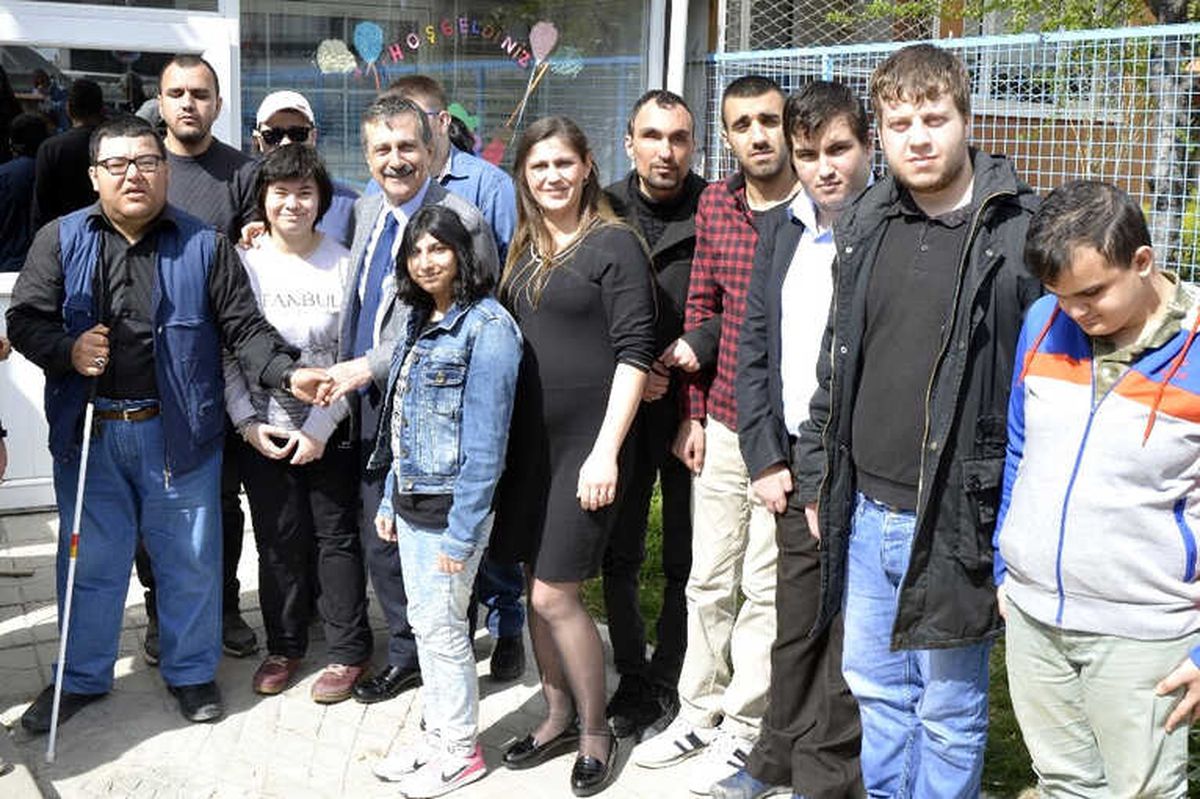 Görsem\'in Özel Çocukları Çanakkale Şehitlerini Andı