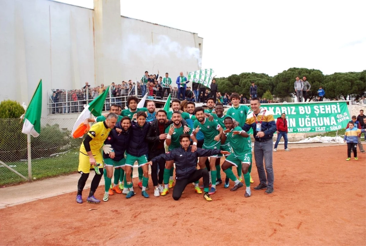 Salihli Belediyespor, 3 Puanı 3 Golle Aldı