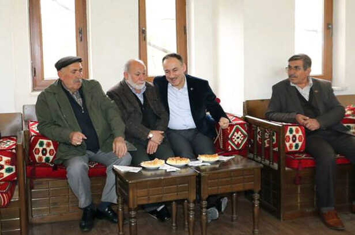 Saygılı: "Rabb\'im Tüm Yaşlılarımıza Sağlıklı Ömürler Versin"