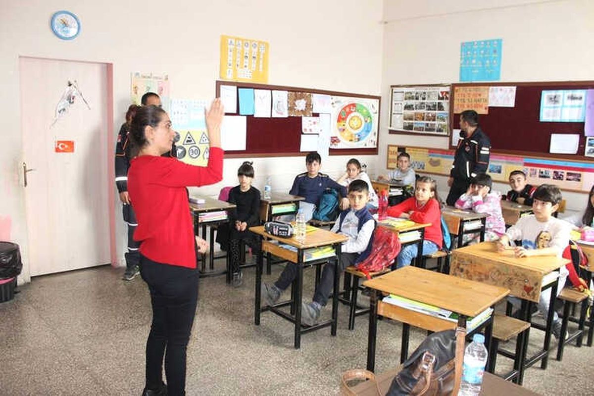 Tunceli\'de Afet Bilinci Eğitimleri