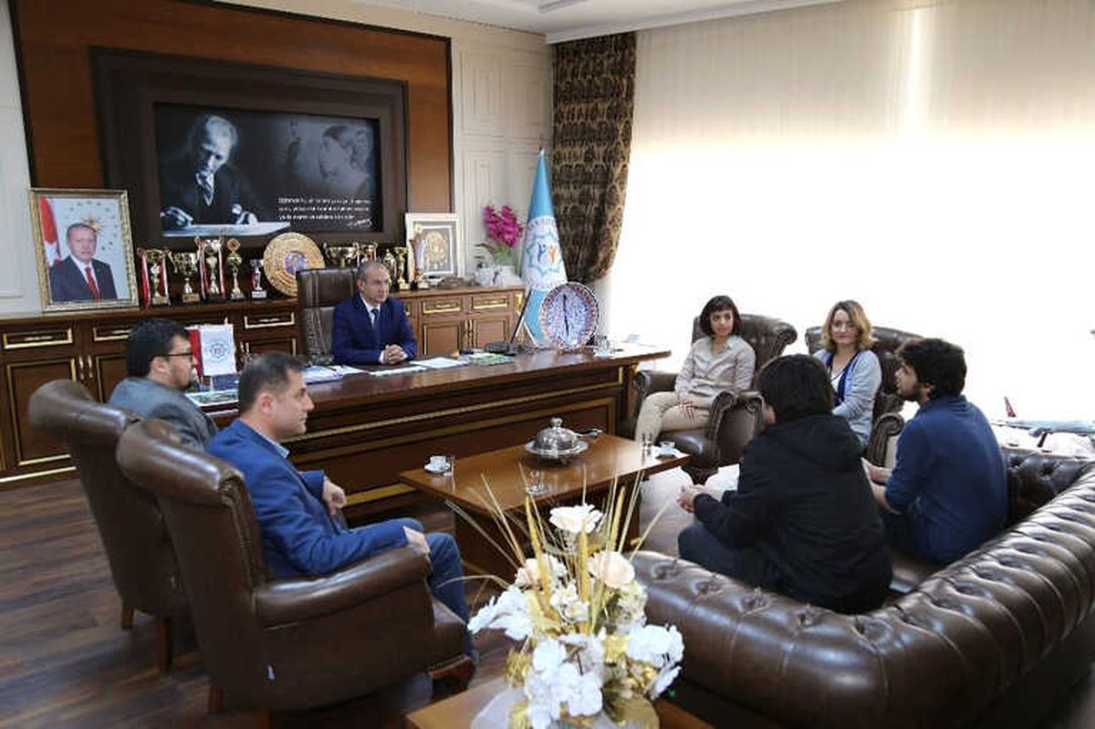 Alkü\'lü Öğrencilerden Başarı