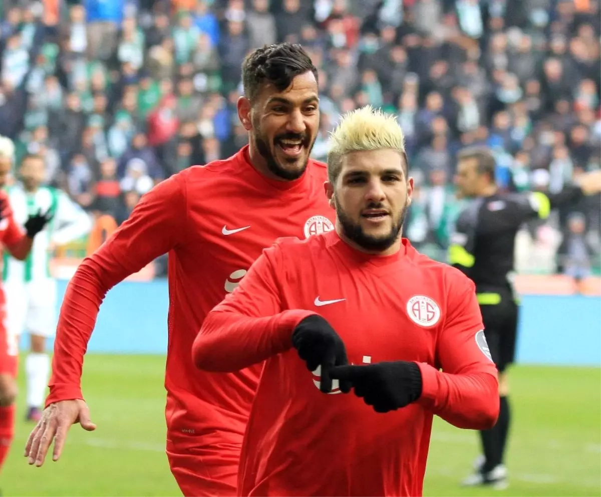 Antalyaspor\'da El Kabir İsveç\'e Kiralandı