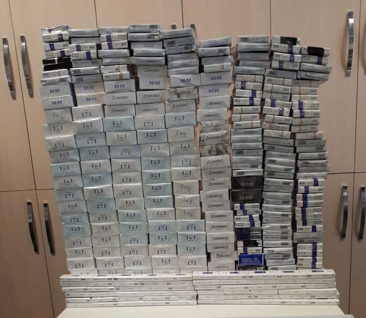 Elazığ\'da Bin 940 Paket Kaçak Sigara Ele Geçirildi