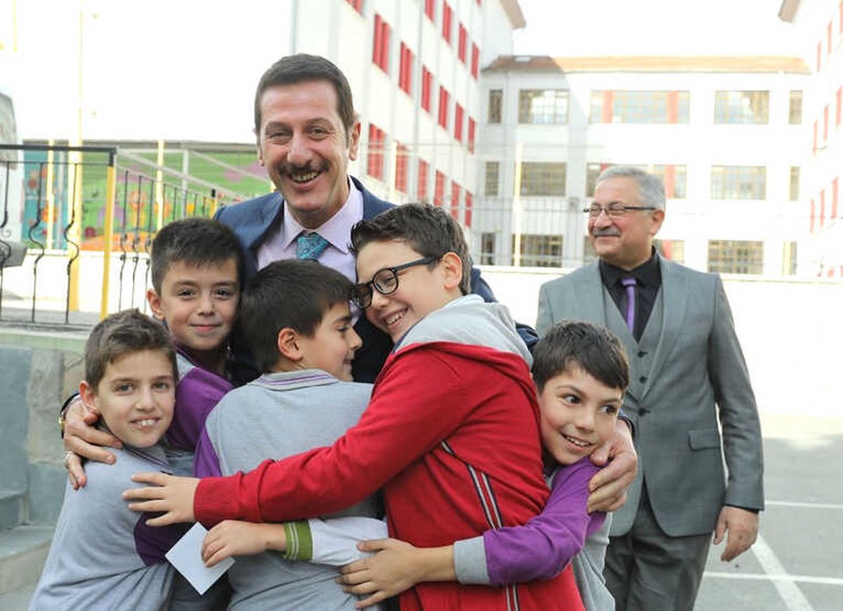 İlkadım\'dan 4 Yılda 62 Çocuk Parkı, 12 Halı Saha