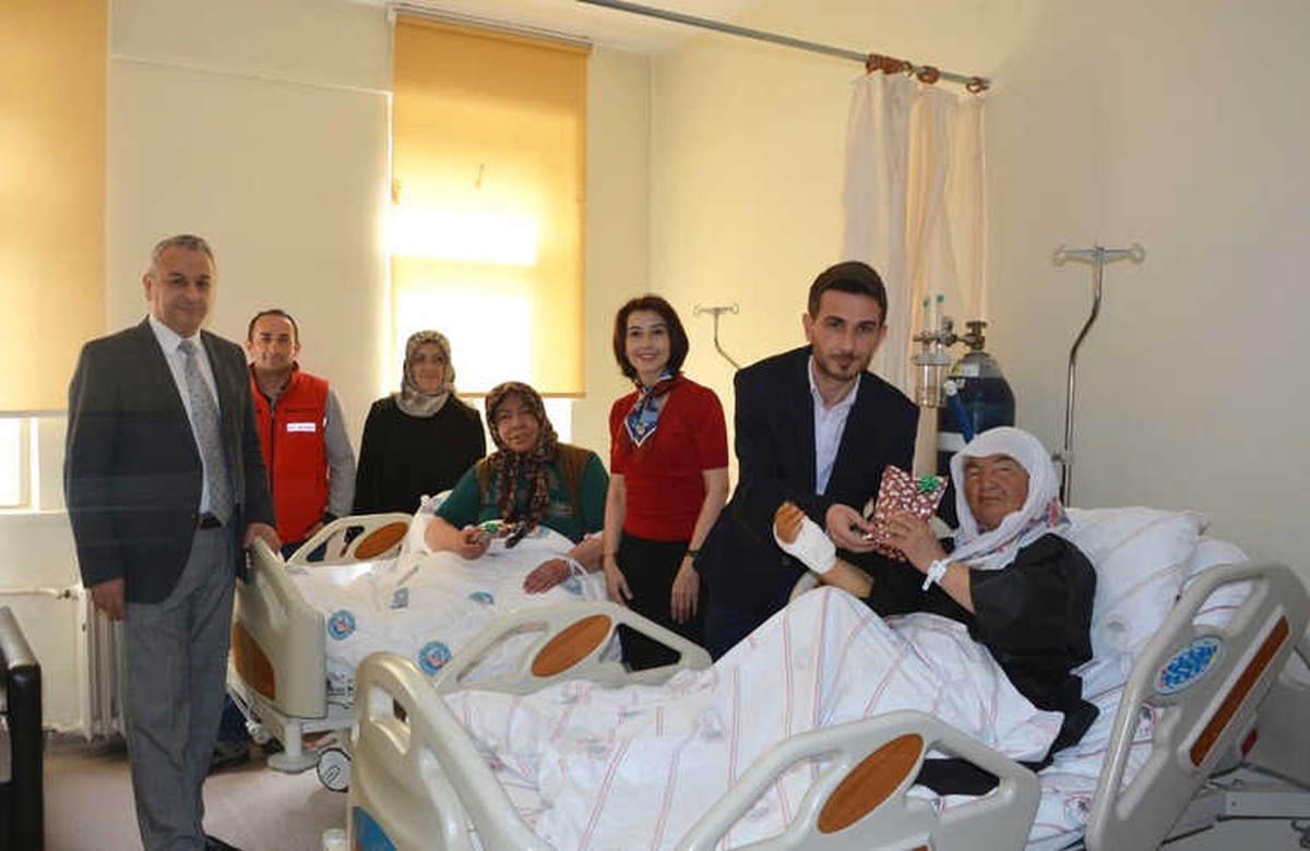 Kayserigaz Personeli Huzurevini Ziyaret Etti