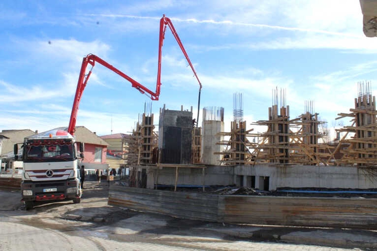 Merkez Camii İnşaatına Yeniden Başlandı
