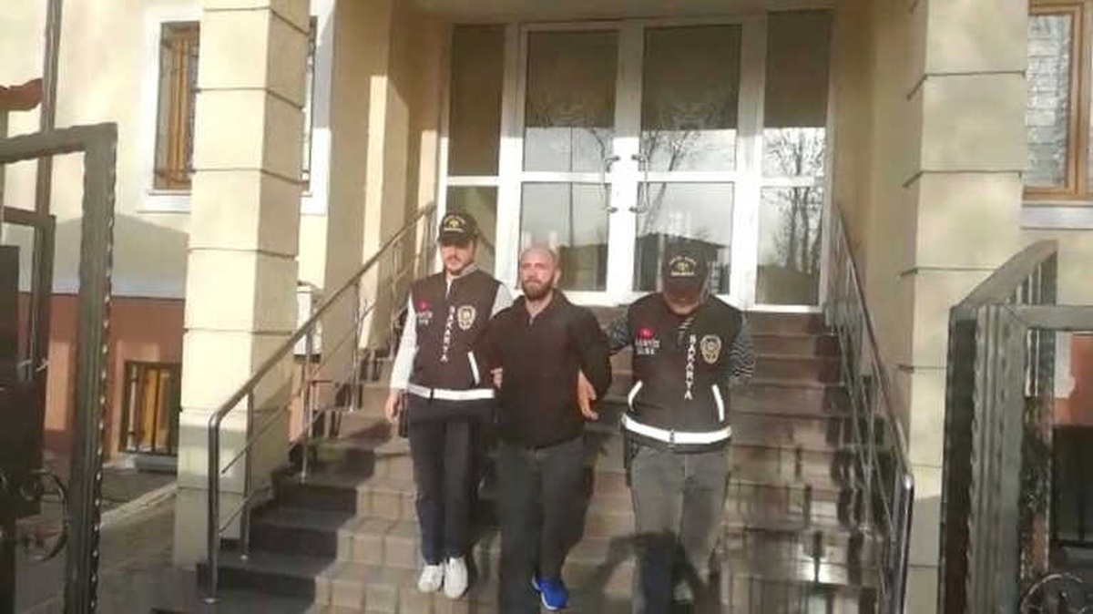 Sakarya\'da Cinayet ve Faklı Suçtan Aranan 10 Şüpheli Tutuklandı