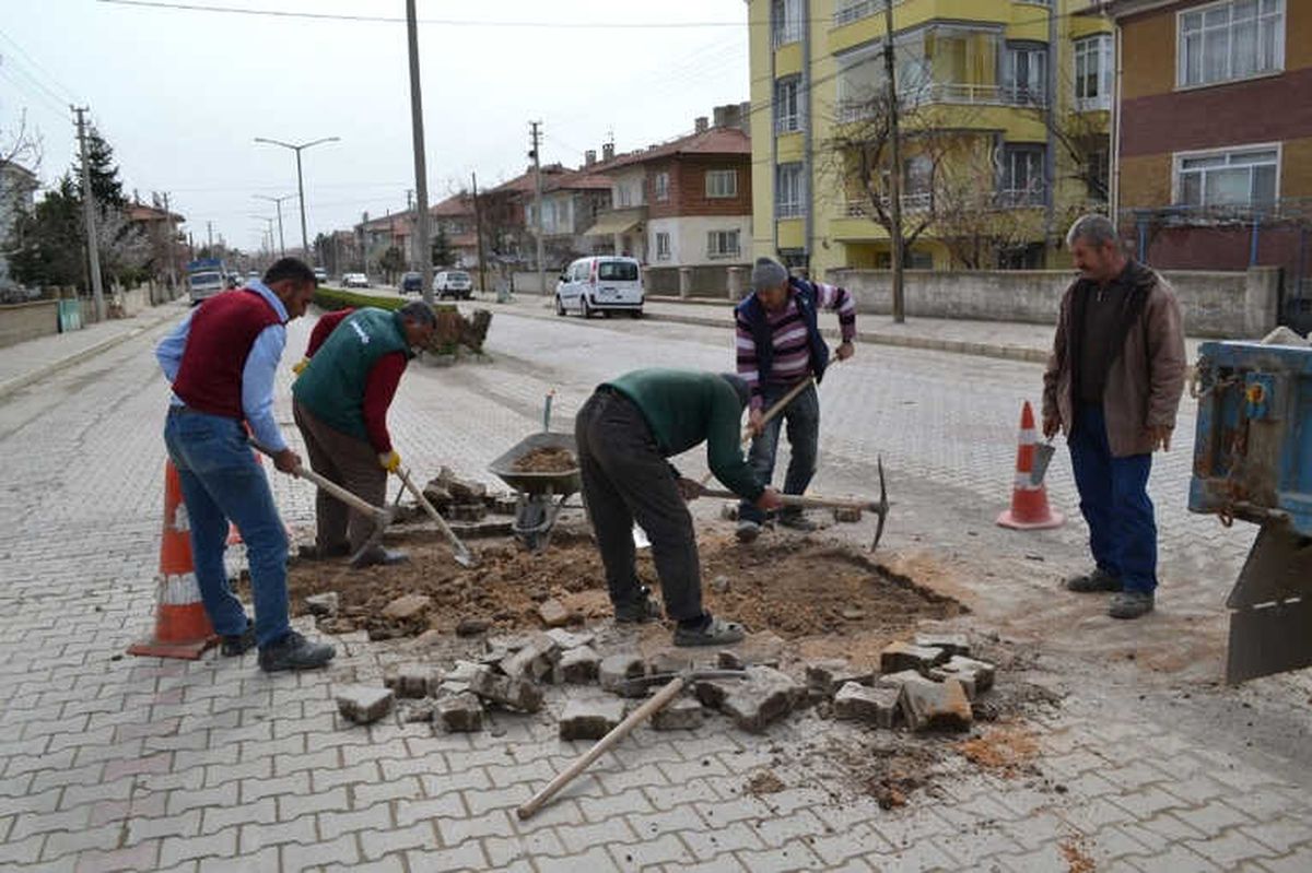 Şuhut Belediyesi Çalışmalarını Aralıksız Sürdürüyor