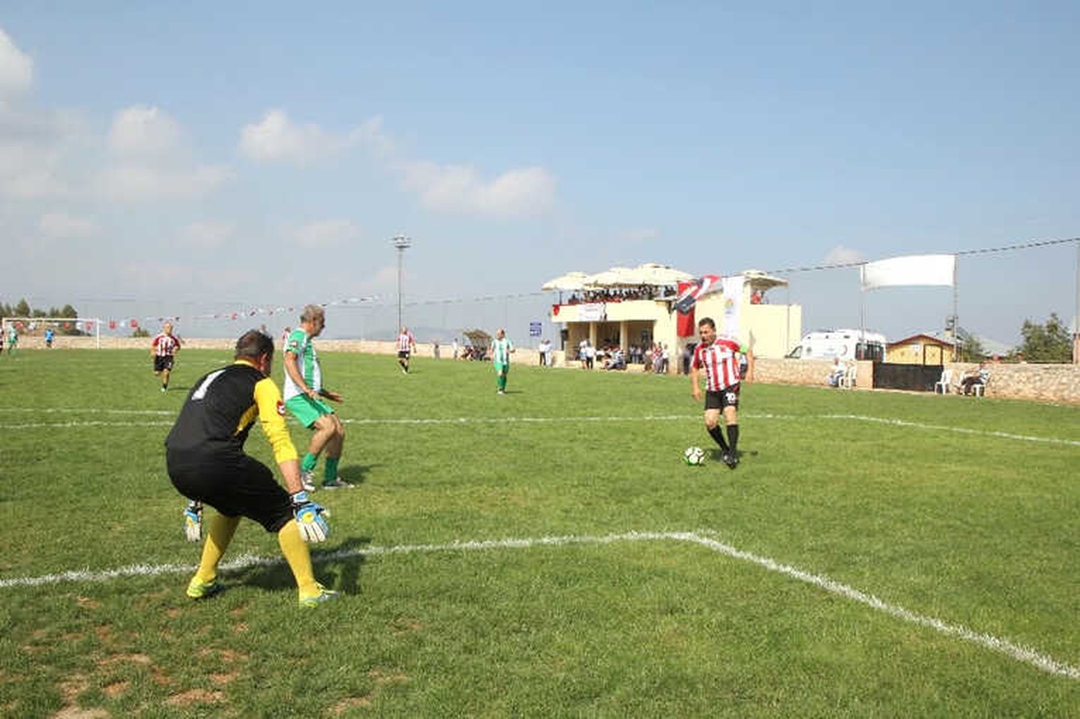 Toroslar\'da Köyler Arası Futbol Turnuvasının Kuraları 28 Mart\'ta Çekiliyor