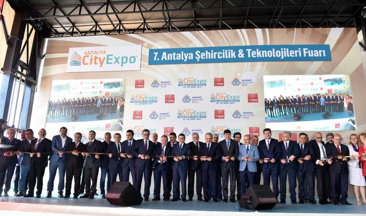 Türkiye\'nin En Büyük Belediyecilik Fuarı Antalya\'da Başlıyor