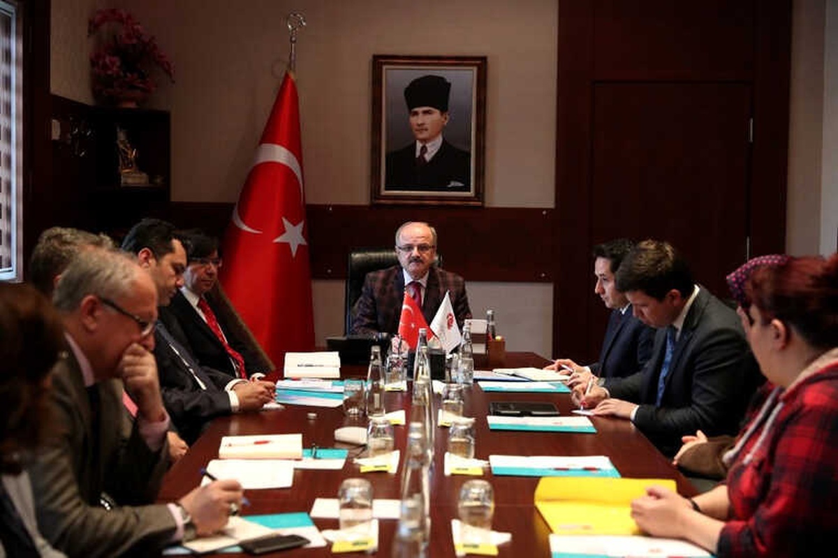 Vali Çakacak, Vatandaşların İstek, Şikayet ve Önerilerini Dinledi