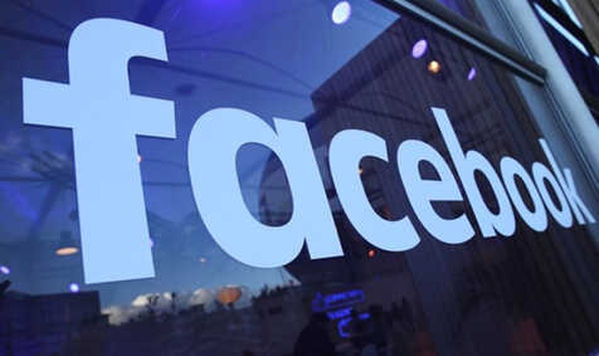 AB\'den Facebook\'a İki Hafta Süre