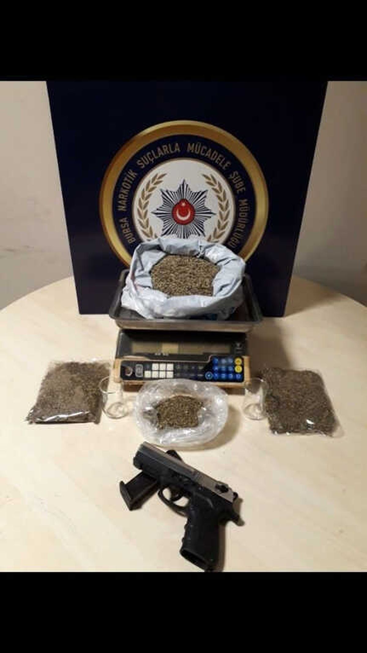 Bursa\'da Uyuşturucu Operasyonu