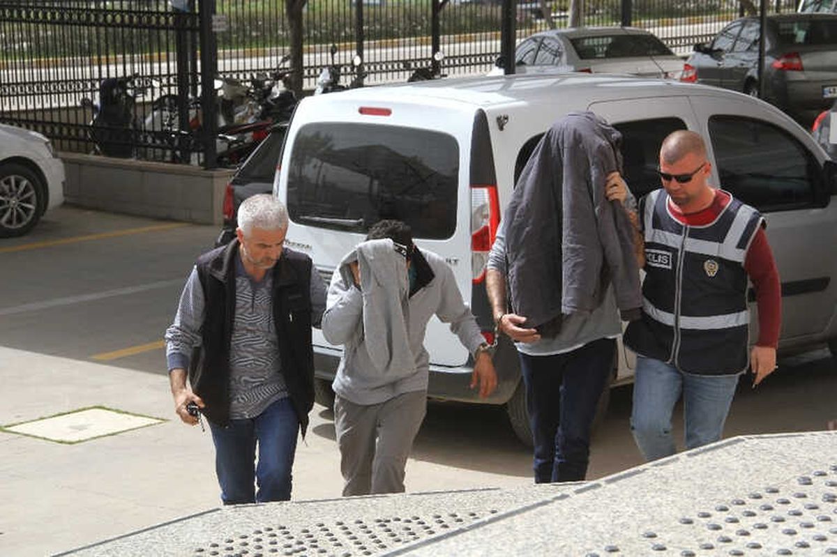 Fethiye\'de Yasa Dışı Silah Ticareti Operasyonu 2 Tutuklama