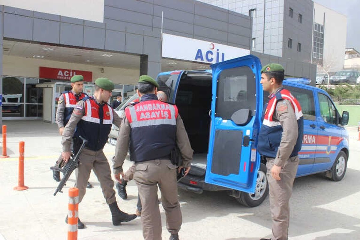 Hırsızlık Şüphelisi Kaçarken Yakalandı