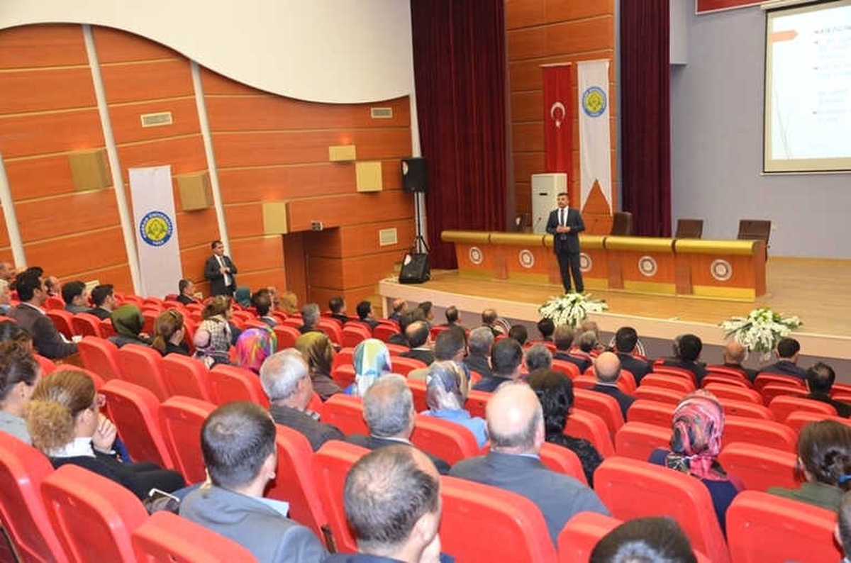 Hrü\'de "İş Hayatında Stres ve Stres Yönetimi" Eğitimi