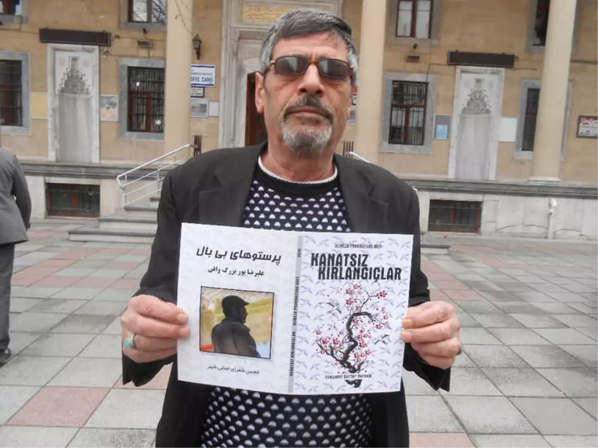 İranlı Mülteci Şairin 128\'inci Kitabı Yayınlandı