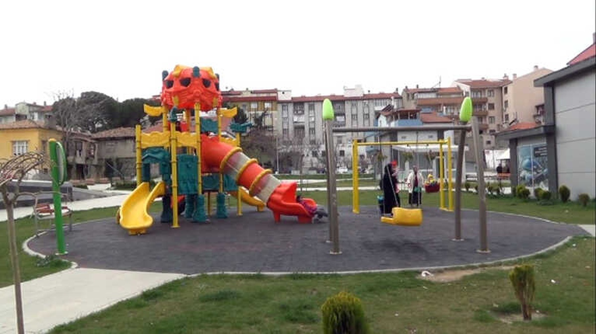Ispartalılardan "Çocuk Parklarına Kamera Konsun" Kampanyasına Destek