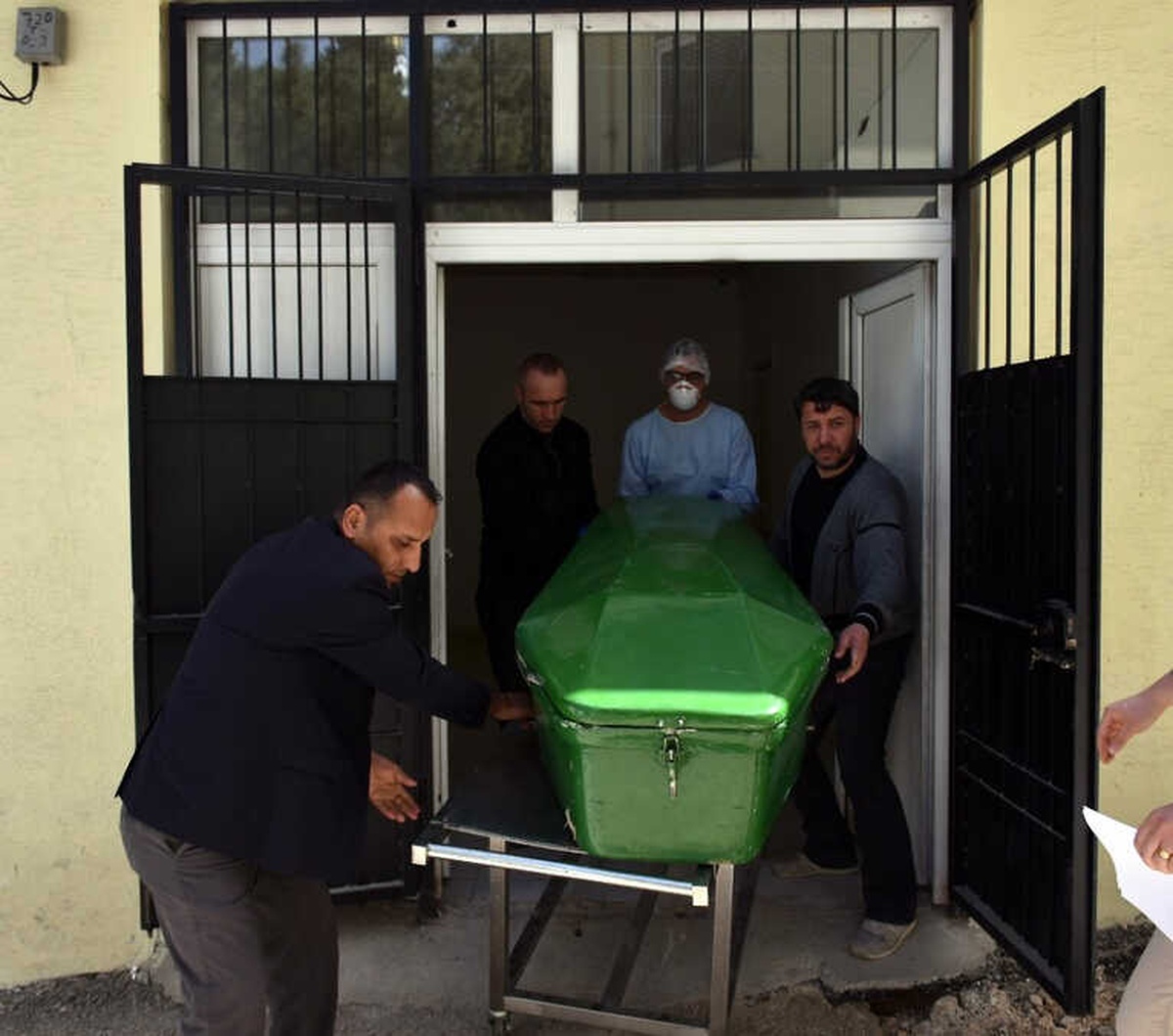 Kocası Tarafından Öldürülen Kadının Cenazesi Adli Tıptan Alındı