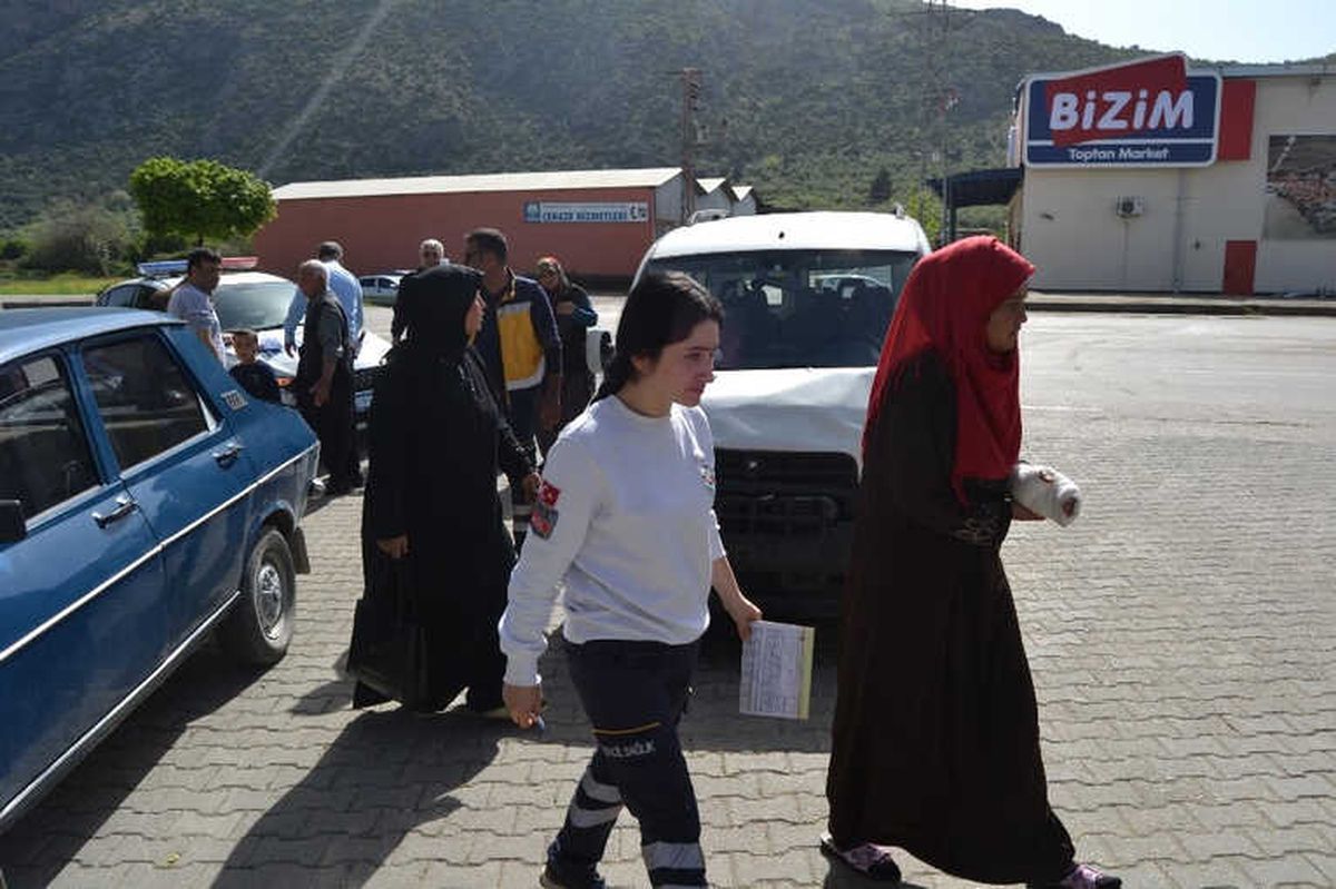 Kozan\'da Trafik Kazası: 1 Yaralı