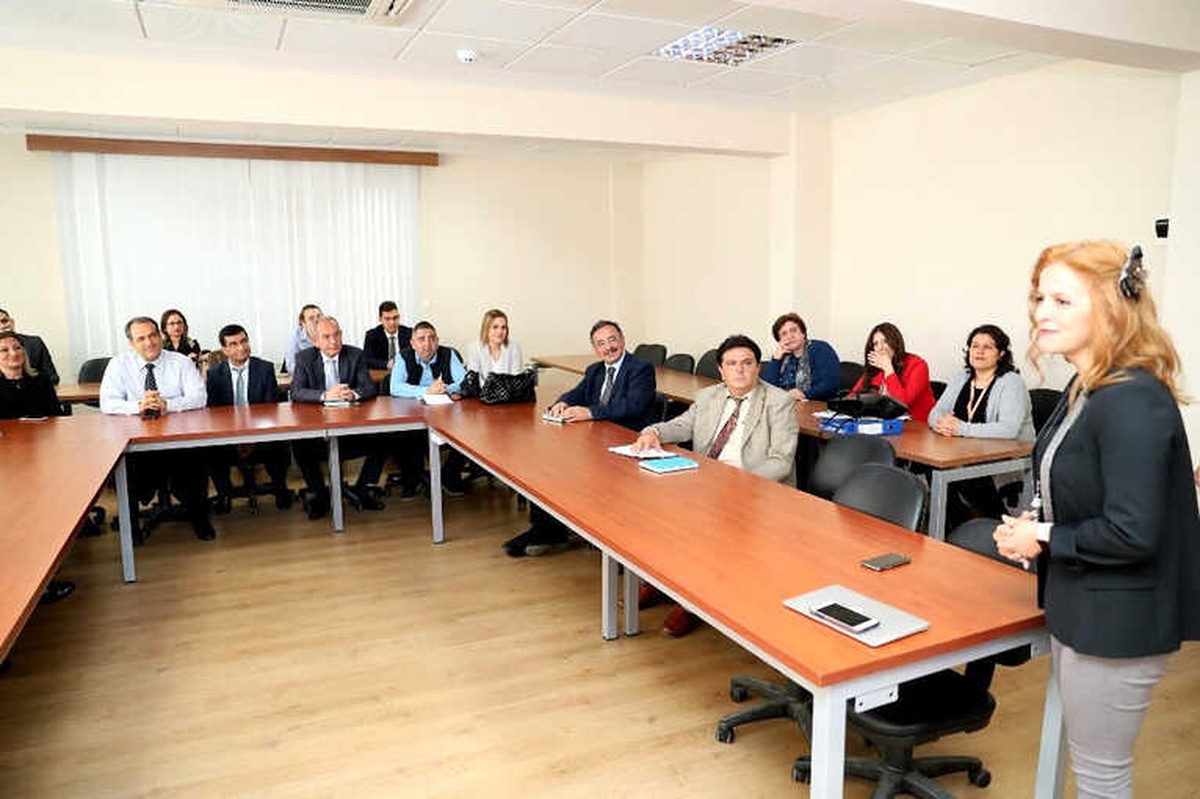 Mersin Büyükşehir Belediyesi\'nde \'Liderlik Eğitimi\'