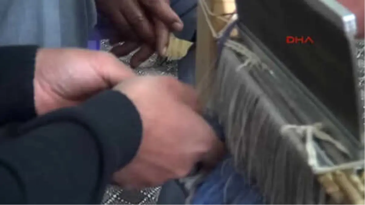 Şırnak\'ta, Radyasyona Dayanıklı, 20 Yıl Giyilebilen Şal, Şepik Kumaşı Yeniden Canlandırılıyor