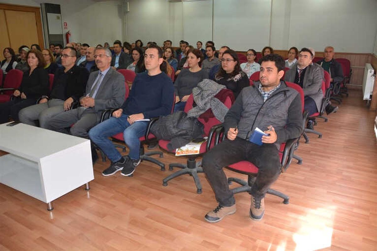 Yerli Pamukla İlgili Eğitim Toplantısı Yapıldı