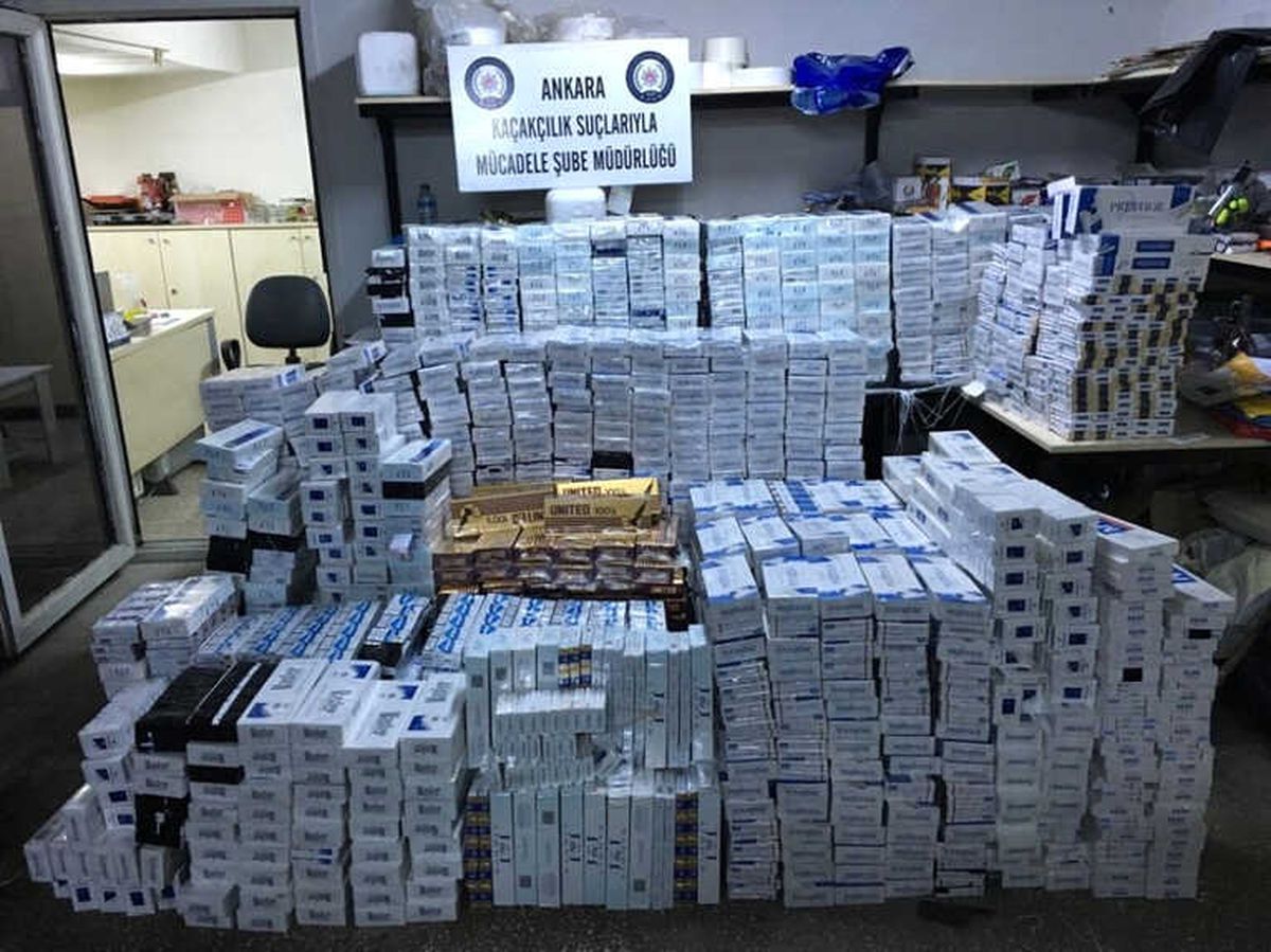 Başkent\'te Tırda 14 Bin 530 Paket Kaçak Sigara Ele Geçirildi