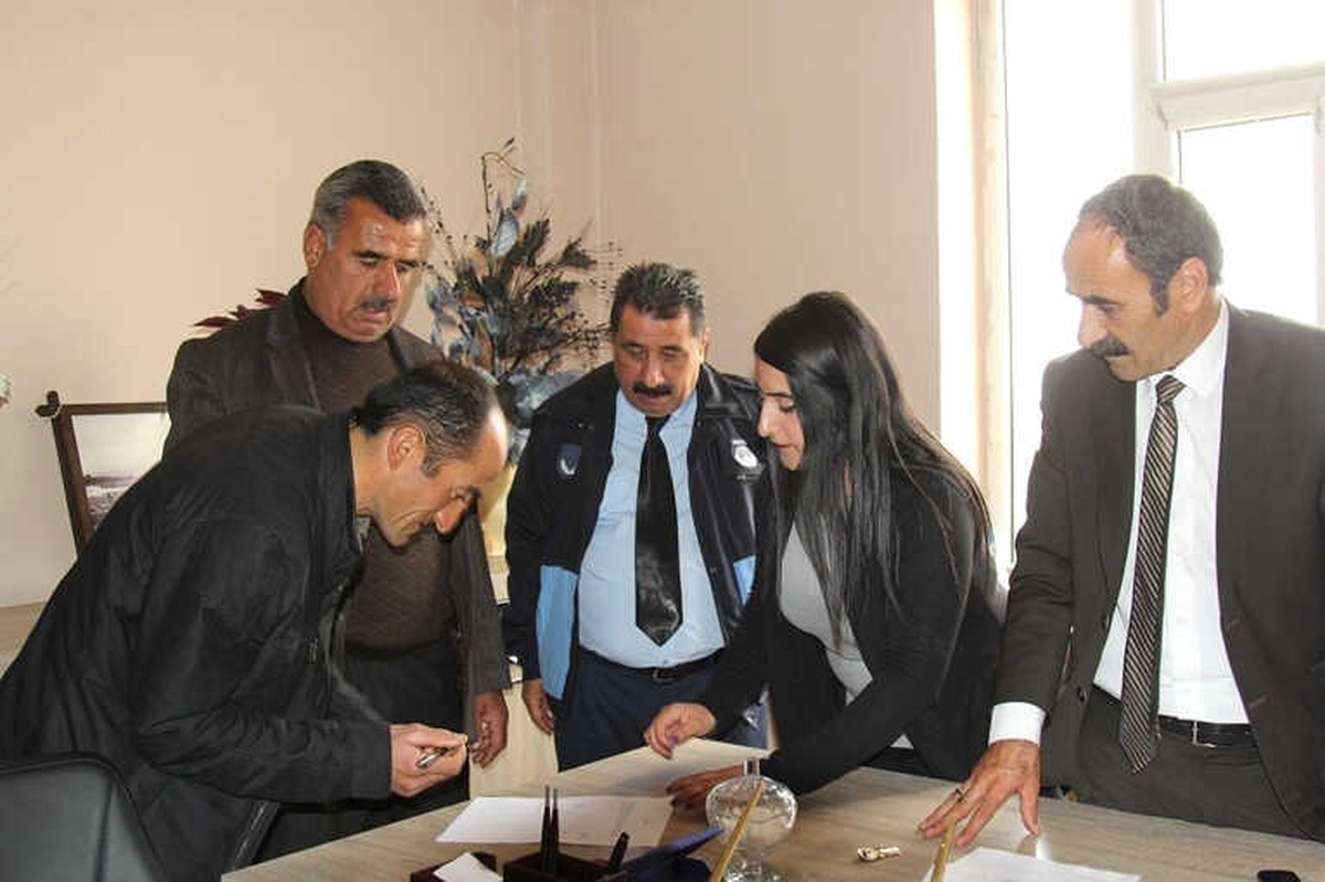 Bulduğu Yarım Altını Sahibine Teslim Etti