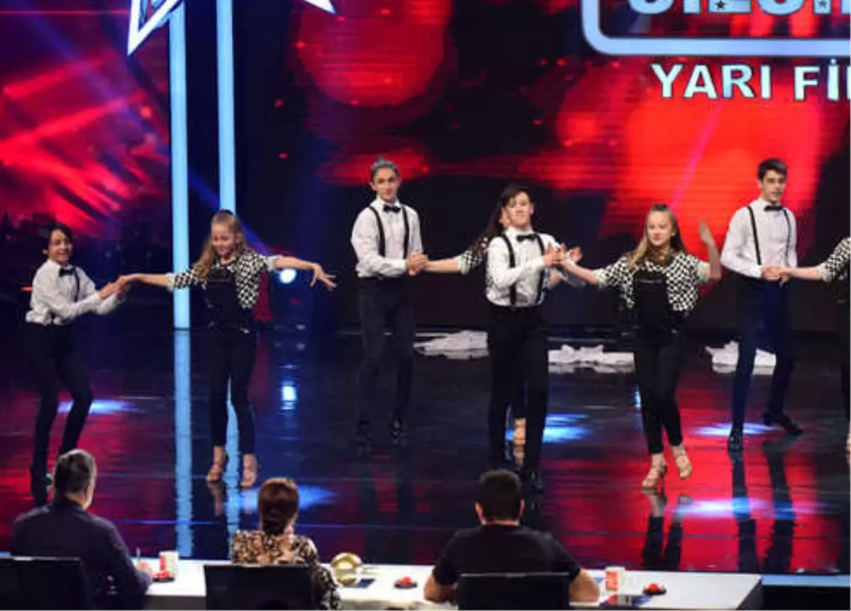 Bursa Nuans Dance Team Yarı Final Performansı