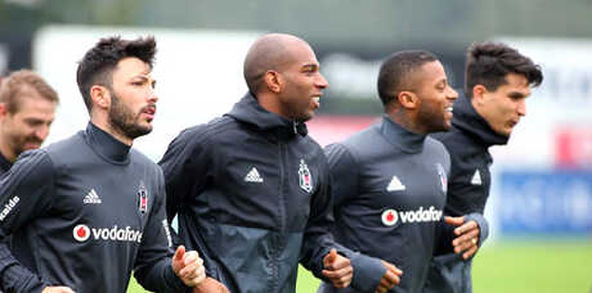 Eksik Beşiktaş Basına Kapalı Çalıştı