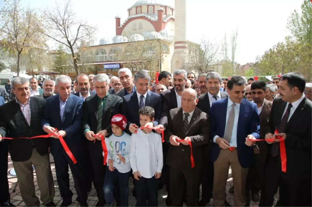 Elazığ\'da Spor ve Yaşam Merkezinin 6\'ıncısı Açıldı