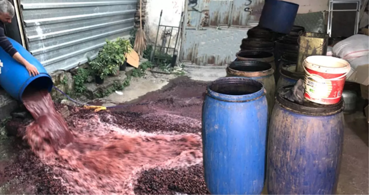 35 Bin Kişiyi Zehirlenecekti! Adana\'da 5 Ton 235 Litre Sahte Rakı Ele Geçirildi