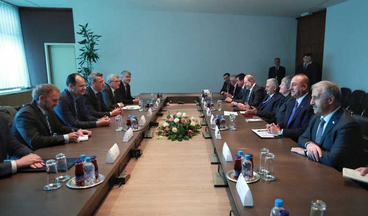 Başbakan Yıldırım, Meclis Üyeleriyle Görüştü