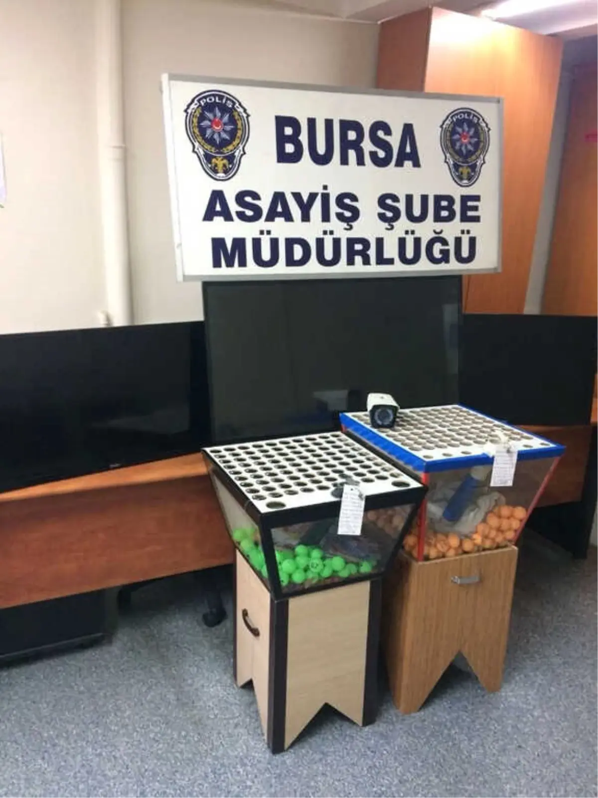 Bursa\'da Tombala Baskını