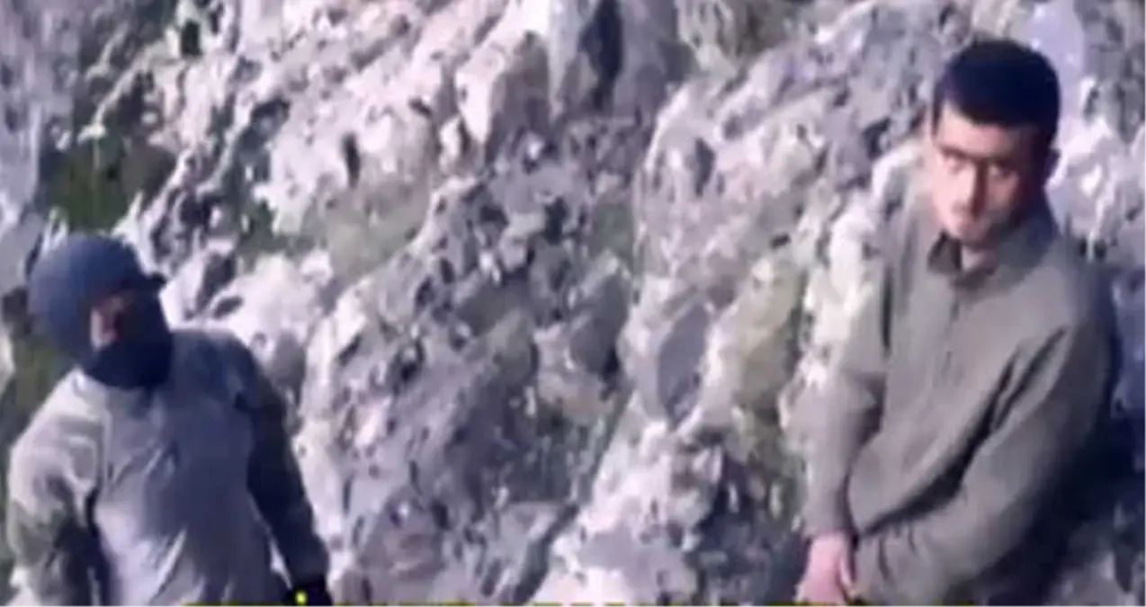 Önce Mehmetçik\'e Ateş Açtı, Baş Edemeyeceğini Anlayınca Böyle Teslim Oldu