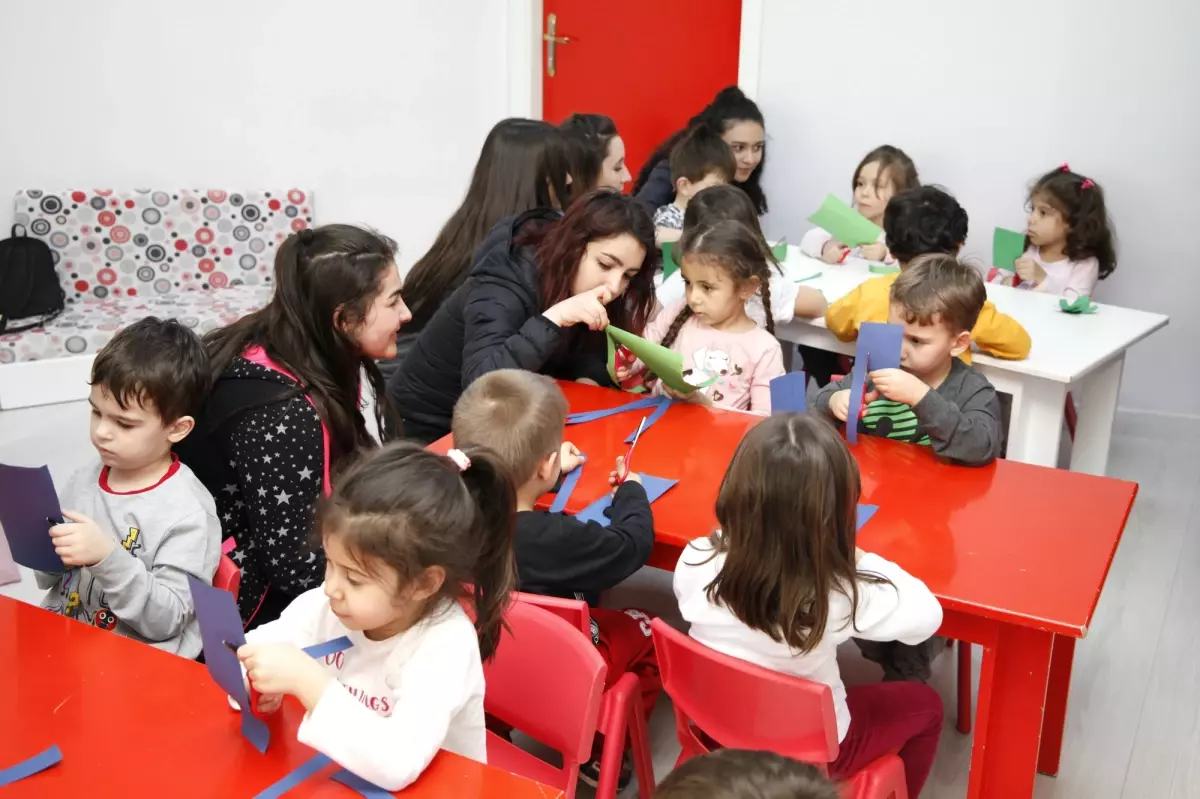 Gazi Yakup Satar Meslek Lisesi öğrencileri Oyunpazarı\'nı ziyaret etti