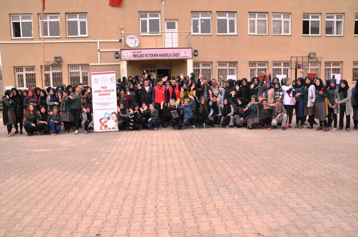 Gençlik Merkezi, Hasköylü Gençlerin Ayağına Geldi