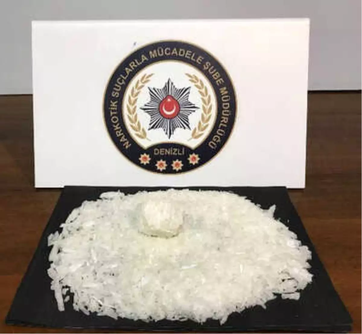 Kırgız Kadın 200 Gram Metamfetaminle Yakalandı