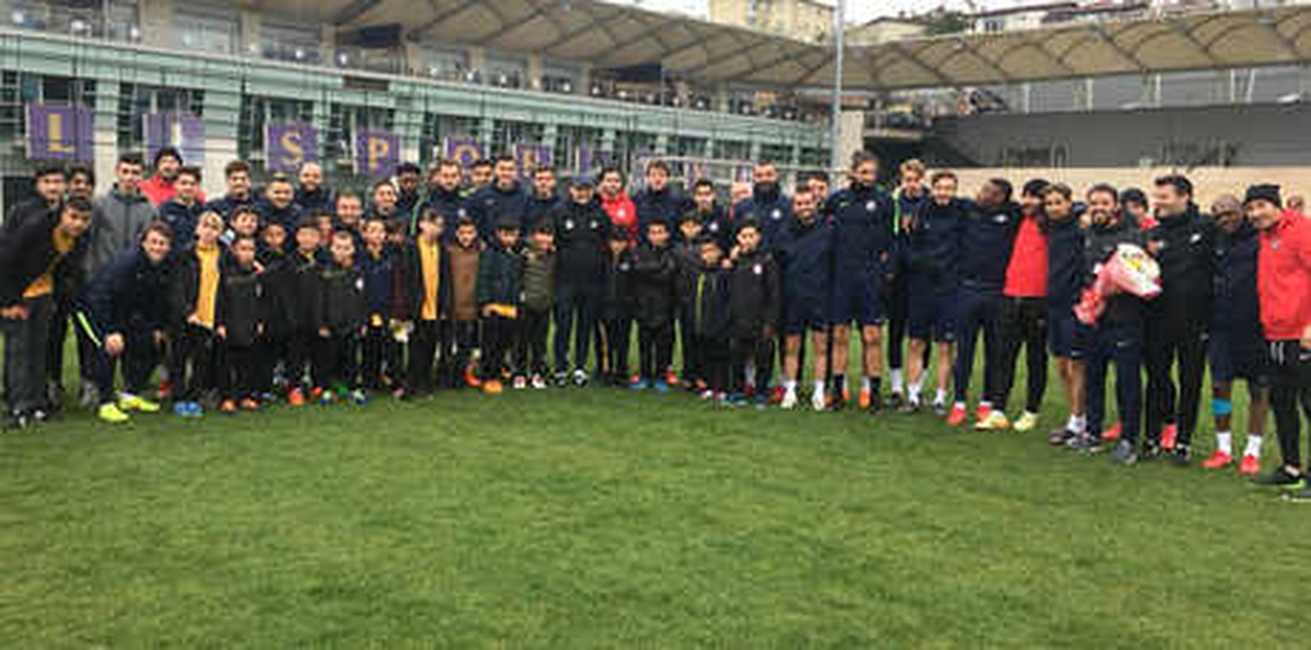 Osmanlıspor\'a Sürpriz Ziyaret