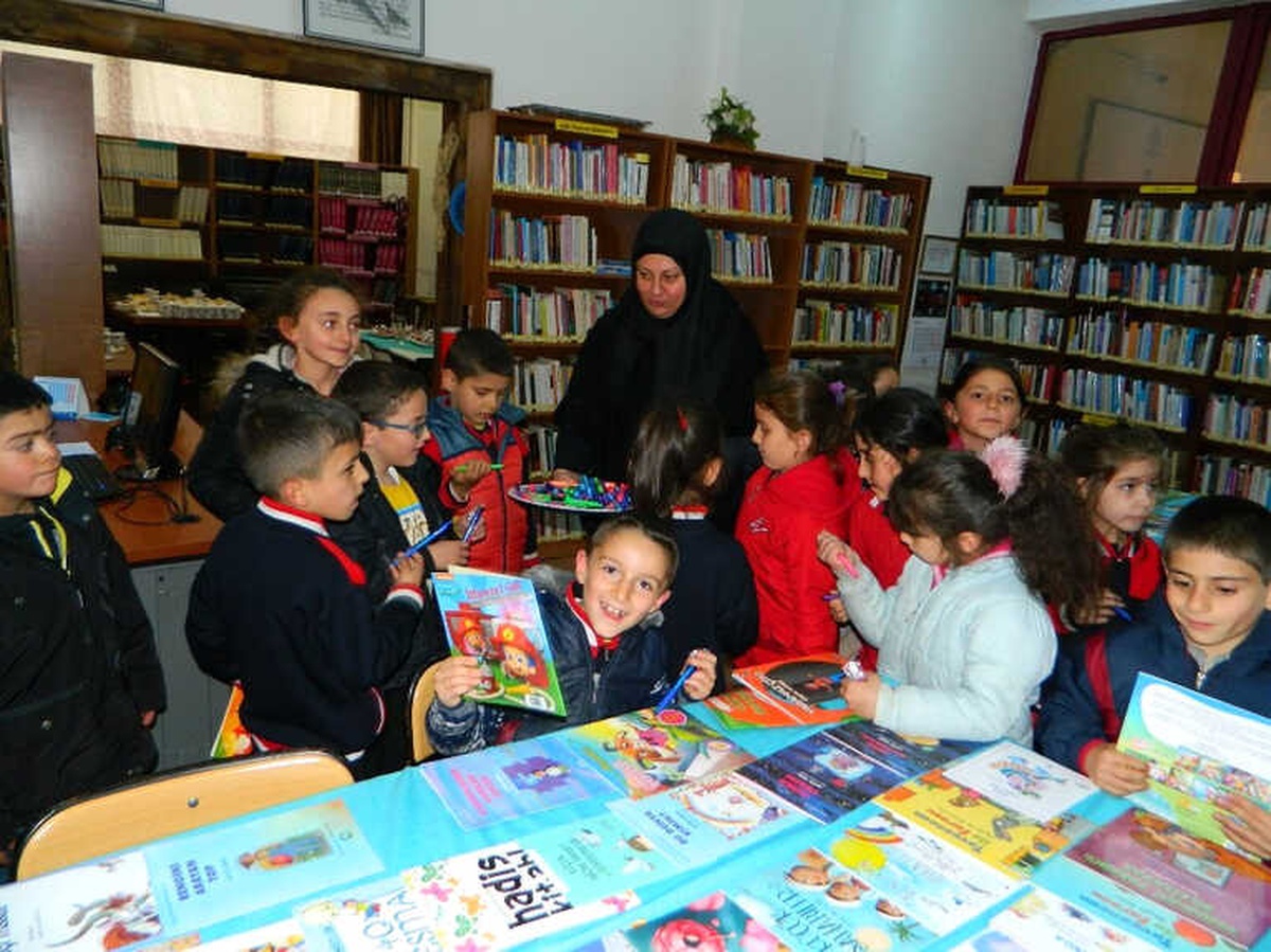 Posof Kütüphanesinde Kitap Sergisi Açıldı